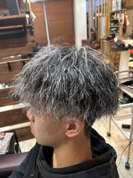 アール ヘアーアンドメイク 林店(R Hair&Make) ツイスパ、メッシュ