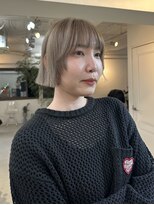 フェイヴィーズ(FavyS)&nbsp;ホワイトベージュカラー　心斎橋美容室