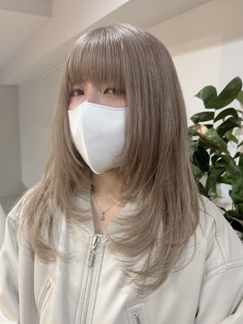 サンク 原宿 表参道(cinq) ミルクティーグレージュ小顔ウルフレイヤーくびれロングレイヤー