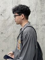 オルカ(ORCA)&nbsp;刈り上げセンターパート/ルーズパーマ/シャドウパーマ/新宿