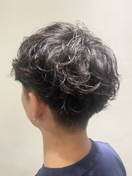 【毎朝のスタイリングが楽になる】ダメージを最小限に抑えた《ツイスト》や《ニュアンス》パーマが大好評☆