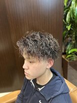 ヘアーモードキクチ 神田日銀通り店&nbsp;神田ツイスパ