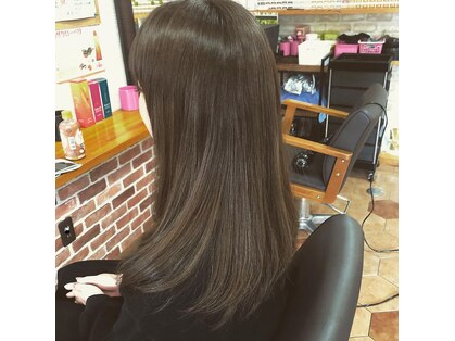 ヘアーズモアー(HAIR’S MORE)の写真
