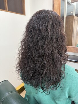 リノ 辻堂(lino) くせ毛活かしロングスタイル