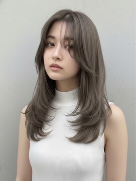 ヘアサロンM 新宿 レイヤーカット/グレージュ/新宿/ブリーチ/顔まわり/透明感/学割