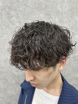 グロップ 町田(GLOP) 無造作束感メンズ波巻きパーマ