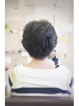 クール ヘアー ギャラリー 神明町店(COOL Hair gallery) 大人の上品なショート×パーマスタイル