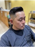 サイドパートスタイル フェードカット