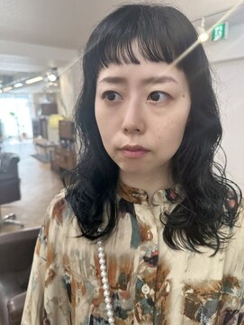 インビテーション(invitation) 黒髪パーマ・ロングパーマ