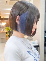 リール 銀座(R'EEL)&nbsp;首が綺麗に見える前下がりボブ