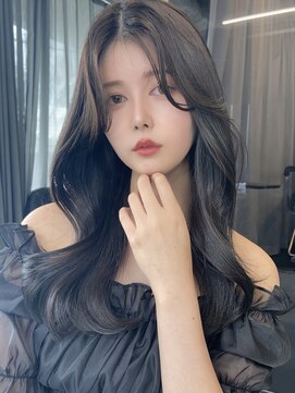 フォンズ(FONS) くびれヘアセンターパートブラックグレージュカラー学割U24