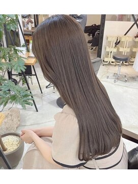 アンプラグド(unplugged) ベージュカラー / 透明感カラー / RIO