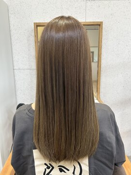 ホルト(holt) ツヤツヤ柔らかベージュ