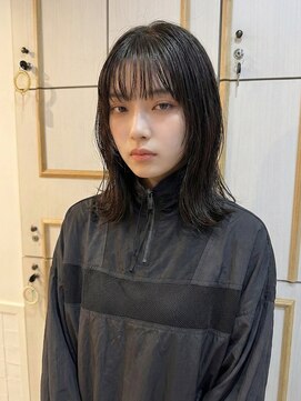 ネオリーブ チロル 横浜西口店(Neolive CiroL.) 20代30代40代小顔レイヤー/暗めカラー/デザインカラー