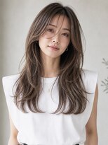 サーカス バイ ビュートリアム 青山(CIRCUS by BEAUTRIUM)&nbsp;白髪ぼかしハイライト 上品 ロングレイヤー 40代50代