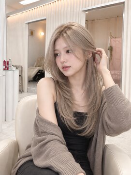 ユイマァル 岡山(YUIMARL) レイヤーカット★20代30代40代岡山★ブリーチハイトーンカラー★
