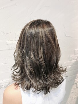 ウーロス(uros.) 秋カラー☆ハイライト