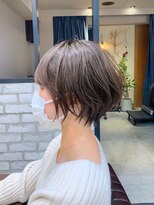 アヴァロン(AVALON)&nbsp;【mag  ginza】絶壁解消！！横顔美人なオトナのパーマショート