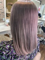 ジウ 上通り(JIU)&nbsp;10代20代30代ナチュラル透明感マットアッシュストレートセミディ