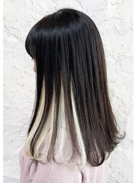 イシュ(ish.) ホワイトインナーカラー（曳舟/押上/錦糸町）