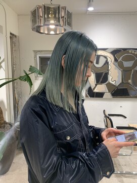 ウォーター 表参道(WATER) line medium【表参道】@water.hair