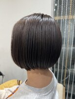 ヤサシイサロン(YASASHII SALON)&nbsp;ダークグレー×ミニボブ