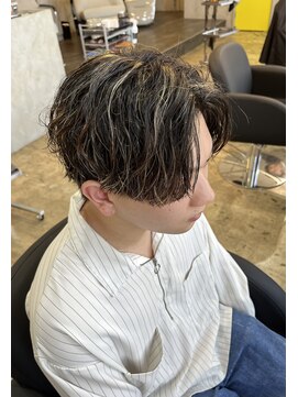 ルーメン 岐阜(ROOO MEN) ニュアンススパイラルセンターパート