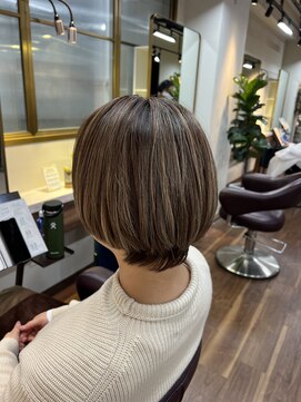 アルボーテルジェ(Art BeAute' ROUGET) ハイライトで白髪を目立ちにくくする☆30代/40代/50代/60代