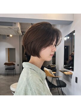 シアラ(ciala) ショートボブ