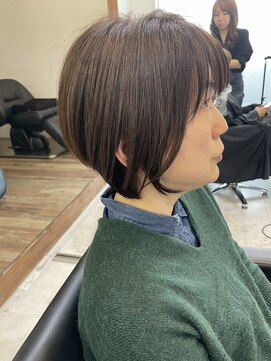 ハーツ(Heart's) 白髪ぼかし/イメチェンヘアスタイル/前髪カタログ/ショートボブ