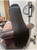 触れたくなる艶感×髪質改善トリートメント　ストレートロング