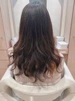 コーエン(cowen)&nbsp;こなれウェーブ黒髪フェミニンロング似合わせイメチェン美髪30代