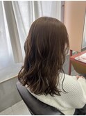 ミルクティーベージュ