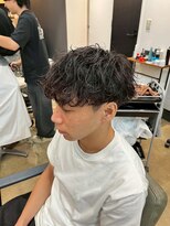 オゼル(OZEL)&nbsp;【ツイスパ×レイヤー】上品な抜け感で魅せるモードスタイル