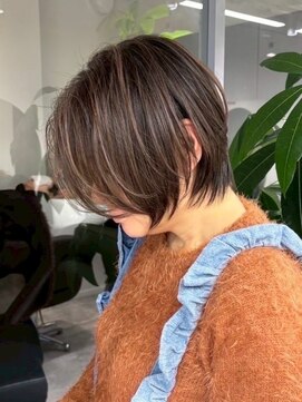 くびれショートボブ40代50代グレイカラー白髪染め白髪ぼかし