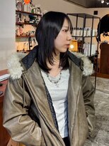 ニードジェリコ(NEED JERICHO)&nbsp;黒髪でも重くならないレイヤースタイル