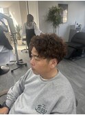 メンズ　ショート　センターパート　スパイラル　パーマ