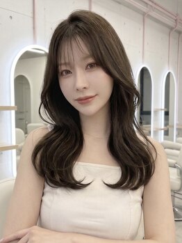 個室型美容室 グルグル 表参道店(GULGUL)の写真/自分史上1番の"顔周りカット&前髪カット"をdesign*コンプレックスを魅力に変えるフロントデザイン*[表参道]