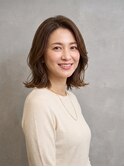 ミディアム外はねパーマ