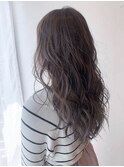 カーキベージュロングウェーブ