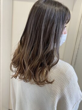 ヘアーデザイン シュシュ(hair design Chou Chou by Yone) 透け感ハイライト&バレイヤージュ×切りっぱなしロブ♪