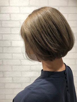 ビス ヘア アンド ビューティー 西新井店(Vis Hair＆Beauty) 前下がりショートボブ/ショコラアッシュ/耳かけ/イメチェン/韓国