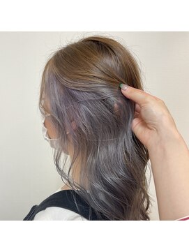 ストーリー(STORY) 20代インナーカラーラベンダー