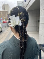 プランタンアヴェダ(printemps AVEDA)&nbsp;タイトツインポニー