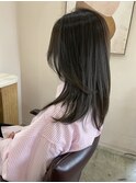 レイヤーカット×オリーブグレージュ