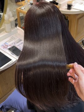 ロンド シャルム 吉祥寺(Lond charme) グレーベージュ レイヤーロング 縮毛矯正 吉祥寺