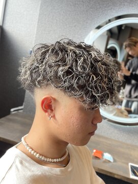 ワールドシップモトマチ(WORLD SHIP MOTOMACHI) スペインカール　ホワイトメッシュ