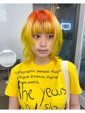 レコ 渋谷(LECO) レイヤーウルフカットオレンジイエローハイトーンデザインカラー