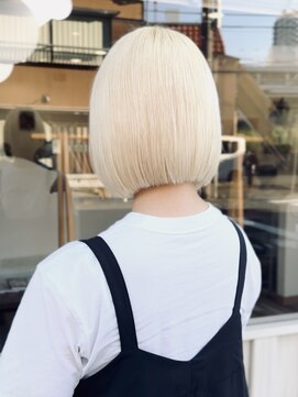 ジェムヘアスタジオ 平塚西口店(Gem Hair Studio) Gem Hair Studio 姉崎 抜きっぱなしブリーチ×ボブ/@gem_anezaki