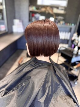 リル(LIL)の写真/≪キレイにまとまりやすい、お手入れ簡単なショートヘア≫乾かすだけで綺麗なシルエットが叶います♪